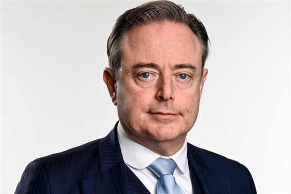 De Wever: Sıcak havada sağduyulu davranalım