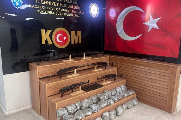 Şanlıurfa’da silah ve uyuşturucu operasyonu