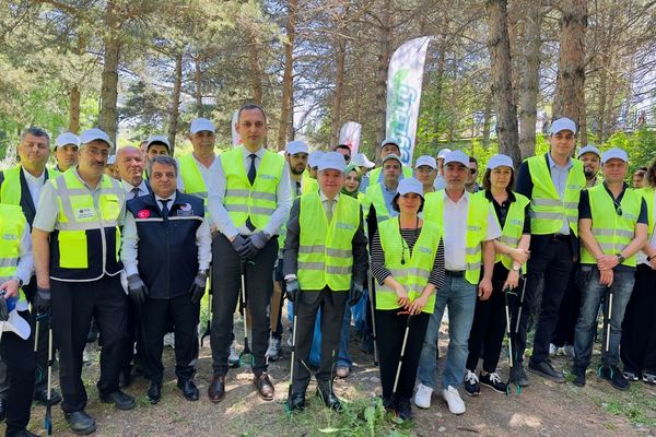 Opet’in öncülüğünde iki ayda 9.500 km yol kat edildi, 2 ton atık toplandı