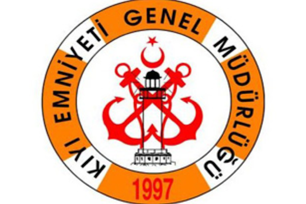 KEGM: İzmir ve İstanbul açıklarında sürüklenen iki tekne kurtarıldı
