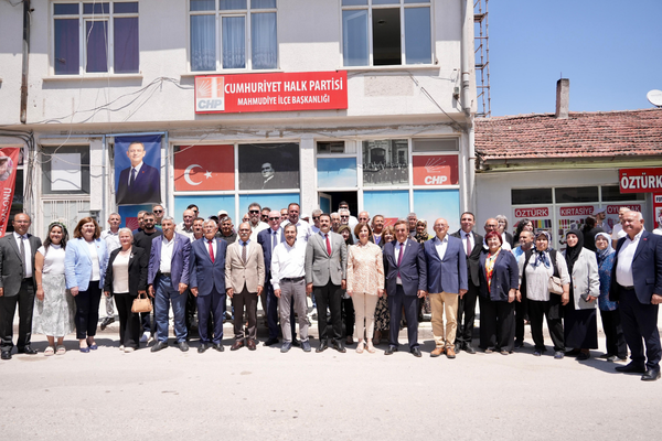 Ünlüce, kırsal ilçe belediye başkanlarıyla Mahmudiye’de bir araya geldi