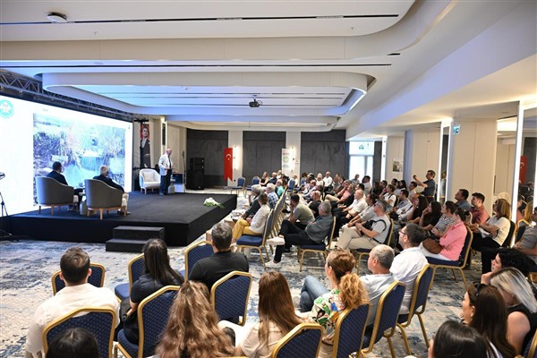 Gediz Havzası’nın sorunları ve geleceği panelde ele alındı