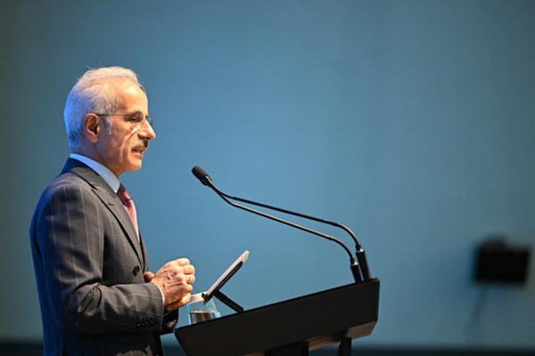 Bakan Uraloğlu, Riyad Büyükelçiliği’ni ziyaret etti