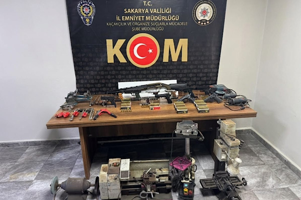 Sakarya ve Kocaeli’de silah kaçakçılığı operasyonu