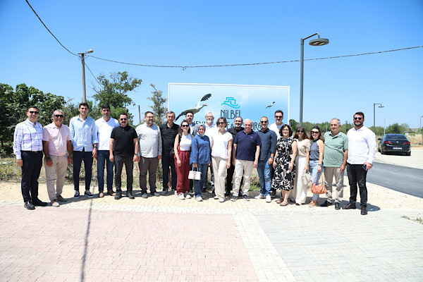 Özdemir, akademik ve meslek odalarının temsilcileriyle bir araya geldi