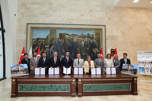Gaziantep’te eğitim, spor ve dijital alanda 5 yeni protokol imzalandı