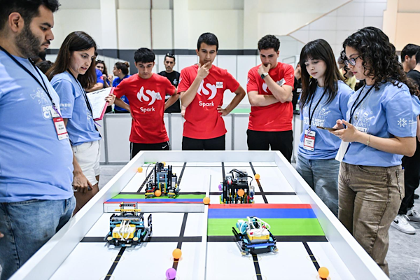 Dünya Robot Olimpiyatı Türkiye Finali İzmir’de gerçekleştirildi