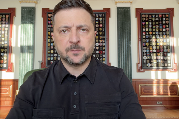 Zelenski: Sivil altyapı tamamen tekrar hasar gördü