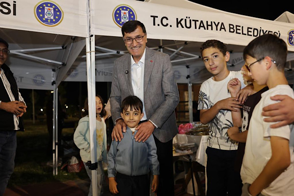 Kütahya’da “Sahne Sende” konserleri gerçekleştirildi