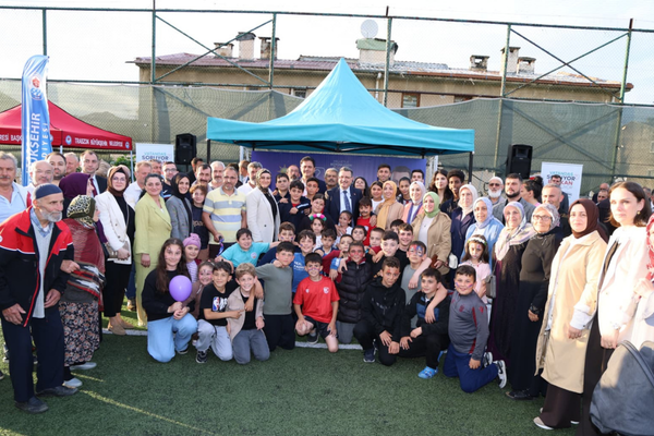 Trabzon Büyükşehir Belediye Başkanı Genç, vatandaşlarla bir araya geldi