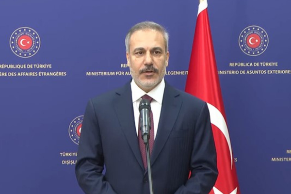 Bakanı Fidan, Sudan Dışişleri Bakanı Salem ile Kahire’de görüştü