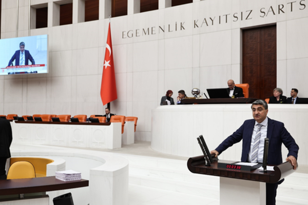 Ekmen: Çiftçi piyasanın insafına terk edilmemeli