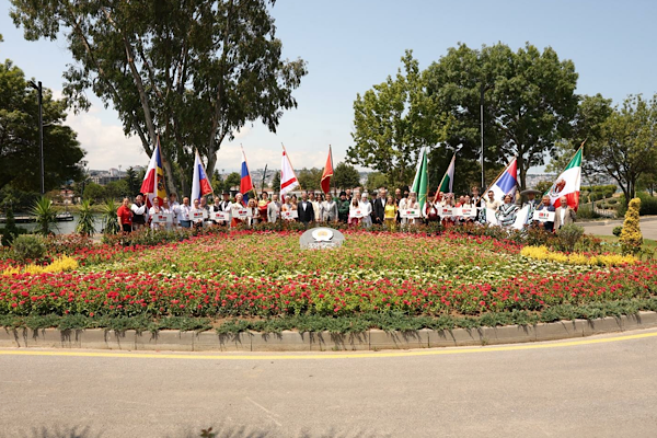 12 ülkeden halk dansları ekipleri Samsun’da buluştu