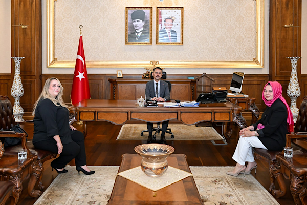 Türkiye İyilik Kulübü Platformu’ndan Vali Aktaş’a ziyaret