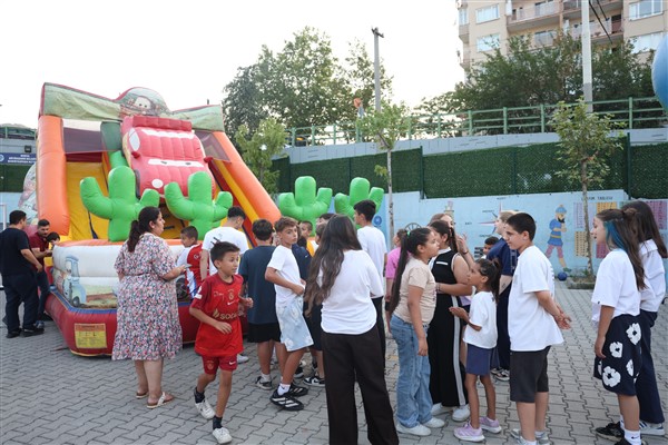 Osmangazi’de mahalle şenlikleri Demirtaşpaşa ve Elmasbahçeler’de düzenlendi