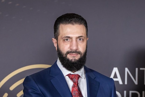 Suriye Cumhurbaşkanı El Şara, Fransız mevkidaşı Macron ile bir araya geldi