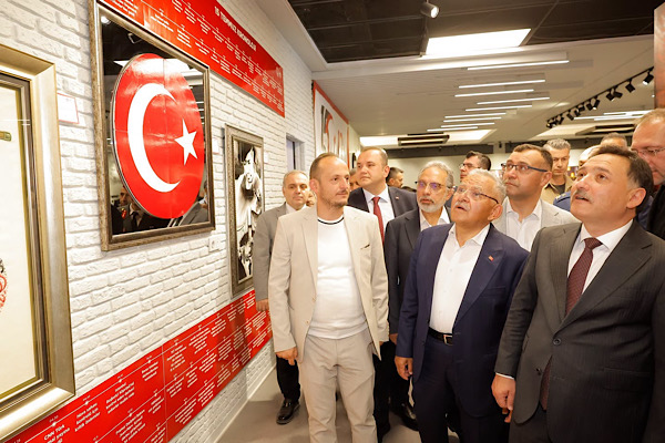 Kayseri’de “İrade Bizim, Zafer Bizim” sergisi ve anma merkezi açıldı