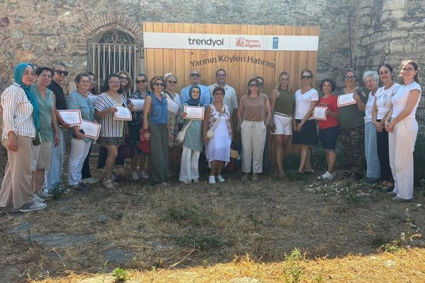 Yarının köyleri, üreticilere sunduğu desteği yapay zeka eğitimleriyle güçlendiriyor