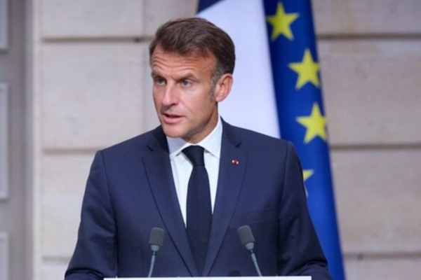 Macron: Didier Deschamps’a unutulmaz 14 yıl için teşekkür ediyorum
