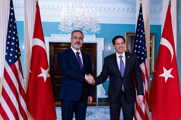 Türkiye Dışişleri Bakanı Fidan, ABD’li mevkidaşı Rubio ile bir araya geldi