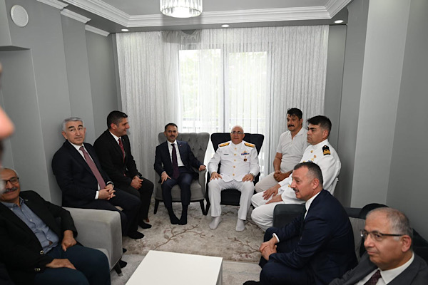 Kocaeli’de 15 Temmuz şehit aileleri ve gaziler ziyaret edildi