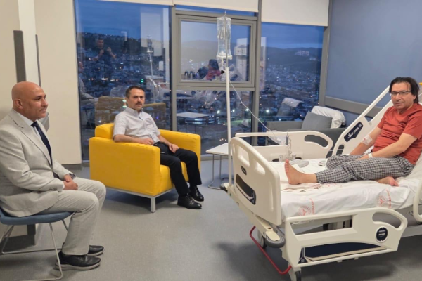 Vali Aktaş’tan Vali Yardımcısı Avşarbey’e geçmiş olsun ziyareti
