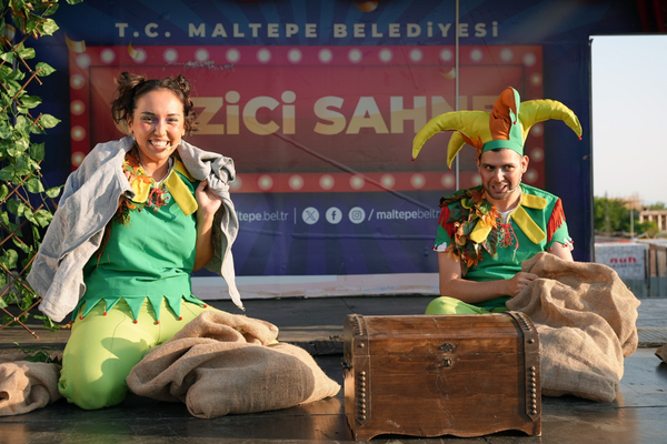 Maltepe’de çocuklar yaz tiyatrosunda buluştu