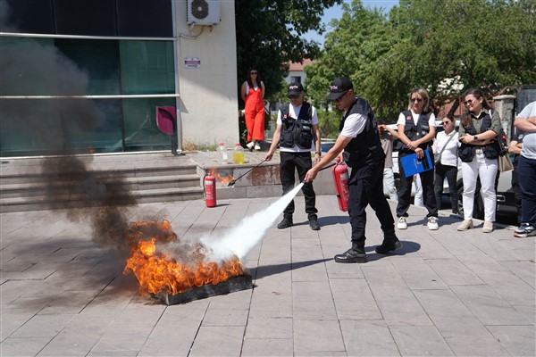 Keçiören Belediyesi personeline afet ve yangın eğitimi