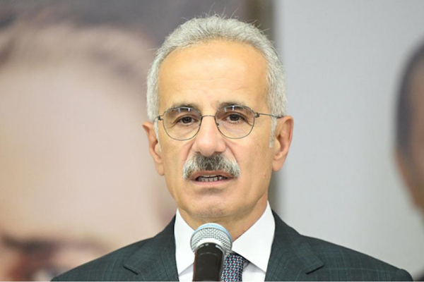 Uraloğu: Türksat 6A ile Türkiye, haberleşme uydusu üreten 11 ülkeden biri oldu