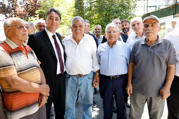 Başkan Büyükkılıç, Develi’deki Elbiz Parkı yenileme çalışmalarını inceledi
