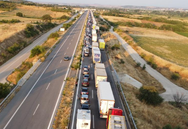 Kipi, İpsala hattında kuyruk 20 kilometreyi aştı