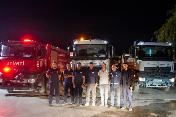 Eskişehir itfaiyesi Aydın’daki orman yangınına destek için bölgede