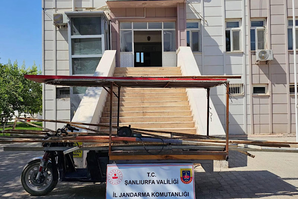 Şanlıurfa’da 4 kişi gözaltına alındı