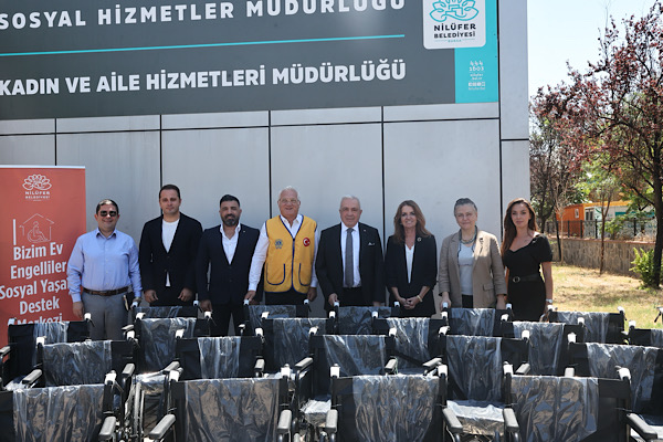 Nilüfer’de 60 tekerlekli sandalye belediyeye teslim edildi