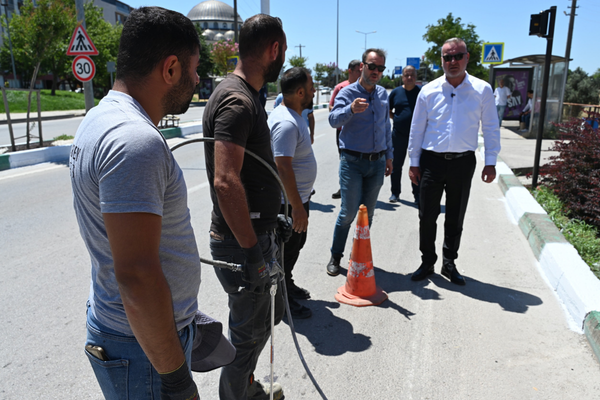 Başkan Karabatı, Karacabey’deki çalışmaları yerinde inceledi
