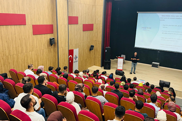 Batman’da bağımlılıkla mücadele kapsamında bilgilendirme programı düzenlendi