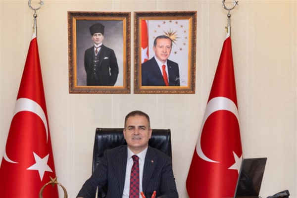Muğla Valisi Akbıyık, Seydikemer’deki yangın çalışmalarını yerinde takip etti