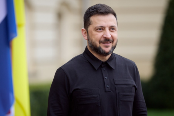 Zelenski: Rusya’daki askeri ve enerji tesisleri vuruldu
