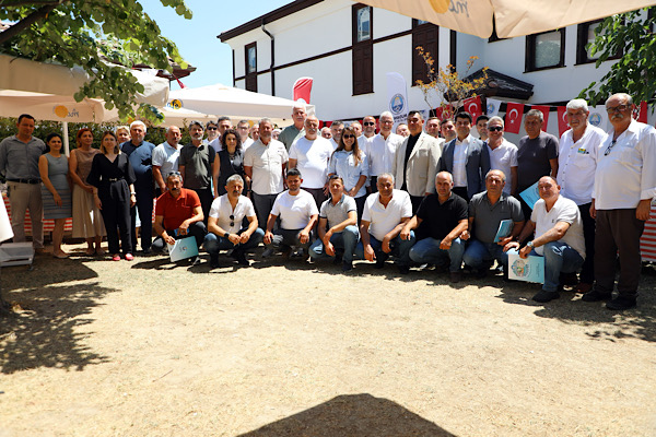 Mudanya Belediye Başkanı Dalgıç, muhtarlarla buluştu
