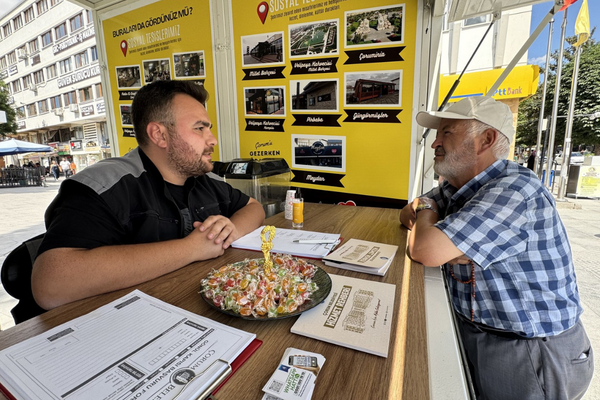 Çorum’da Saat Kulesi önünde Çözüm Merkezi Noktası kuruldu