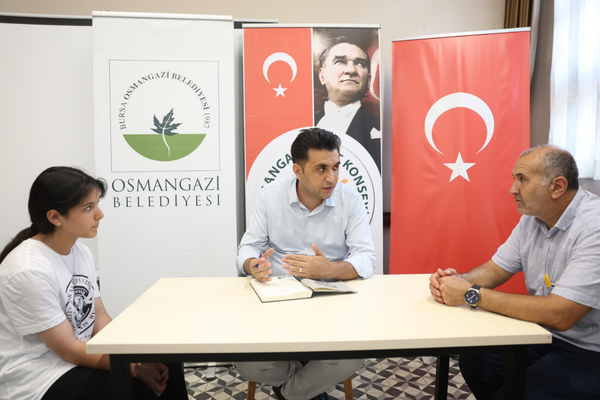 Osmangazi Belediyesi’nden LGS tercih sürecindeki öğrencilere ücretsiz danışmanlık