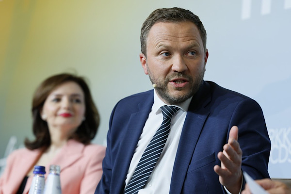 Tsahkna: Norveç halkına taziyelerimi sunuyorum
