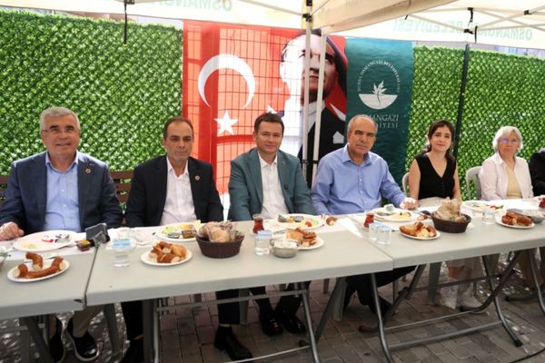 Başkan Aydın, Çirişhane’de spor yatırımlarını anlattı