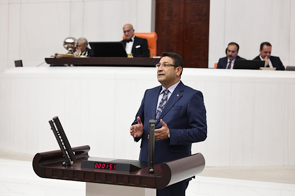 Şahin: Yasal dayanaktan yoksun ben yaptım oldu zihniyetini asla kabul etmiyoruz