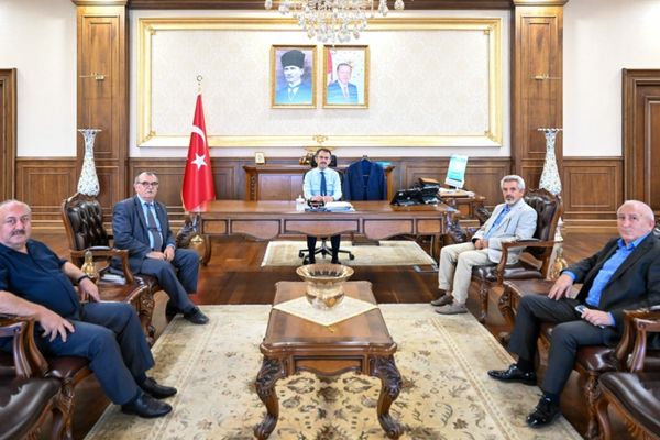 İnternet Gazetecileri Derneğinden Vali Aktaş’a ziyaret
