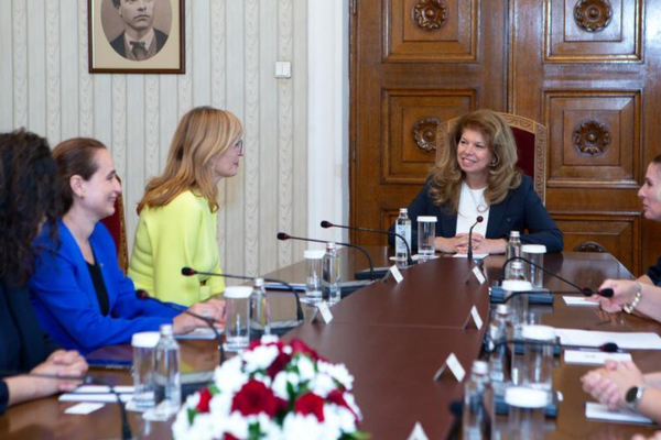 Yotova, AB Komiseri Zaharieva ile Avrupa’nın rekabet gücünü görüştü