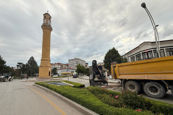 Gazi Caddesi iki etapta yenilenecek: Asfalt çalışmaları 3 Ağustos’ta başlıyor