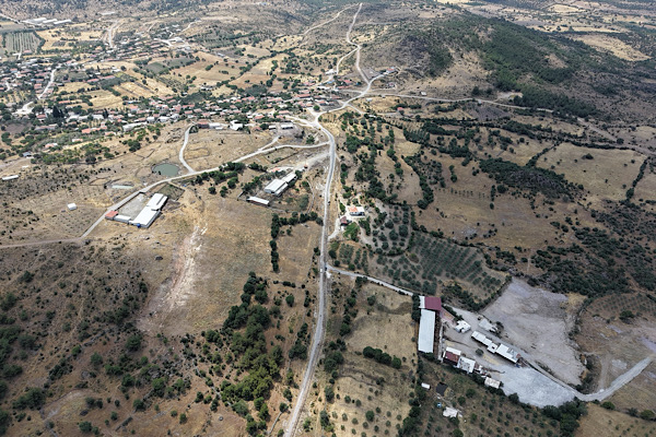MASKİ Yunusemre’de içme suyu isale hattını yeniliyor