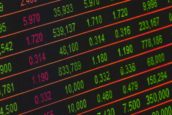 Fonlar altın ve petrolde temkinli, Euro’da iyimserliğini koruyor