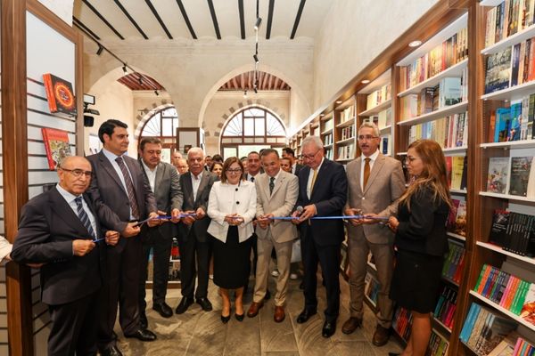 İş Bankası Kültür Yayınları Gaziantep’te